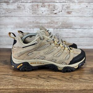 Merrell Women's Moab Ventilator 2 Hiking Shoes Taupe size 6.5